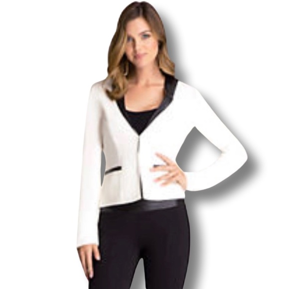 NWOT Bebe Kristie Ponte Jacket White Black Trim Size 0 - Picture 2 of 10